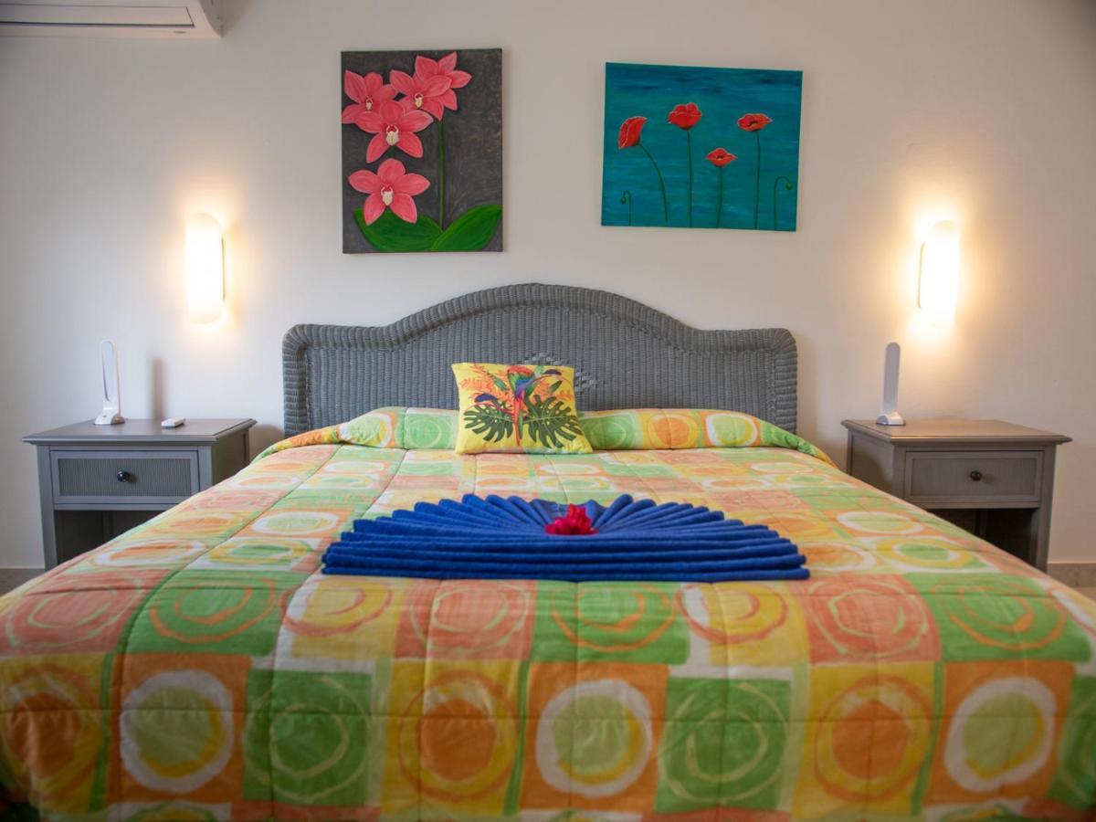 Antigua Village Beach Resort Dickenson Bay Екстер'єр фото