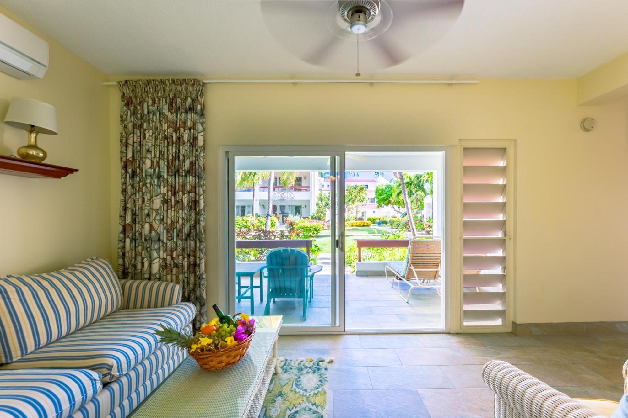 Antigua Village Beach Resort Dickenson Bay Екстер'єр фото